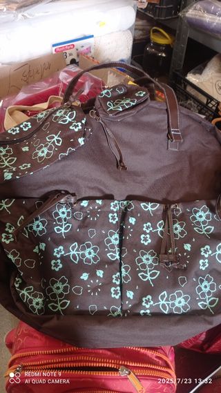 Bolso fin de semana y 3 accesorios más