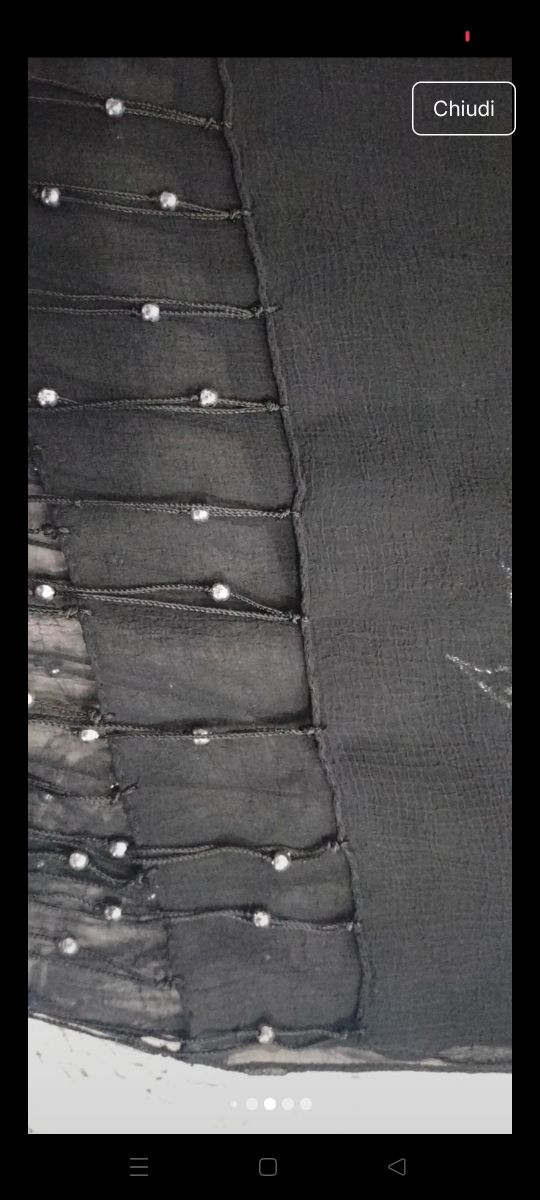 Pashmina nera ricamataPashmina foulard ricamato