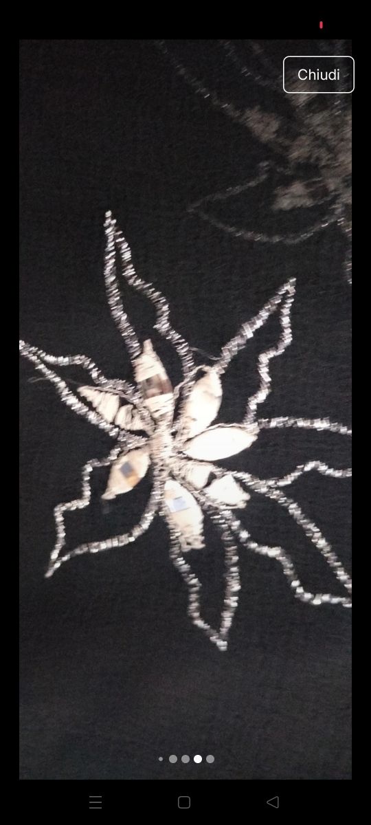 Pashmina nera ricamataPashmina foulard ricamato