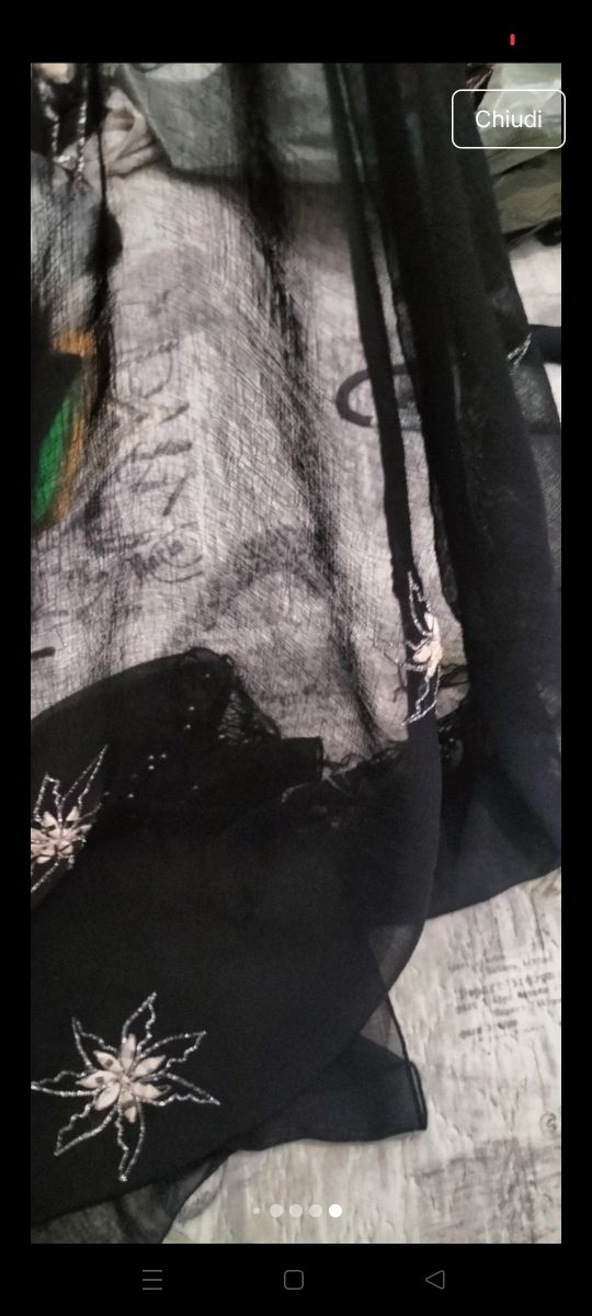 Pashmina nera ricamataPashmina foulard ricamato