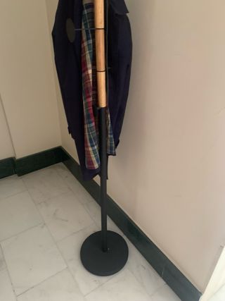 Perchero de pie - Madera y metal