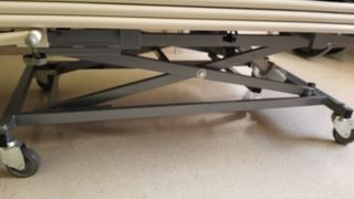 Cama articulada con mando + carro elevador