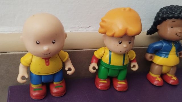 Figuras Caillou y amigos