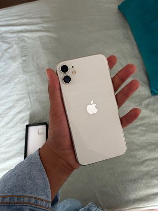iPhone 11 blanco 128GB
