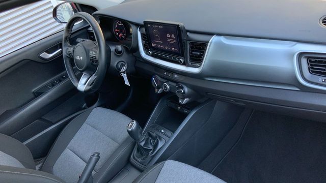 Kia Stonic 1.0 T-GDI MHEV IMT 74KW CONCEPT 100 5P