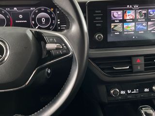 Skoda Kamiq 1.0 TSI 81kW (110CV) DSG Emotion