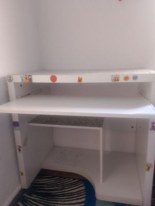 Escritorio infantil blanco