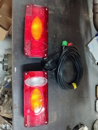 Pilotos remolque + cableado