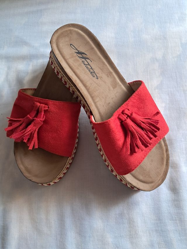 Sandalias Aldanka rojas