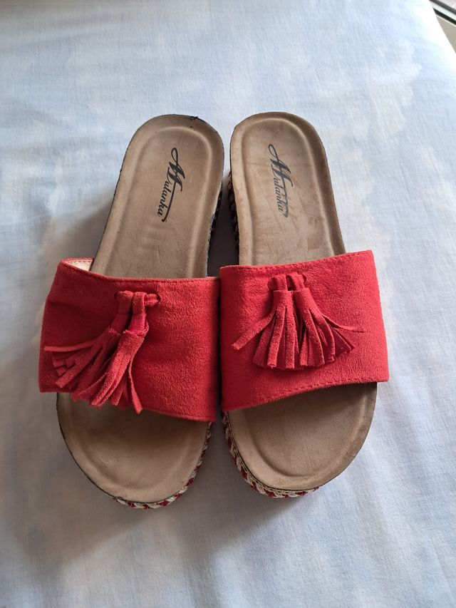 Sandalias Aldanka rojas