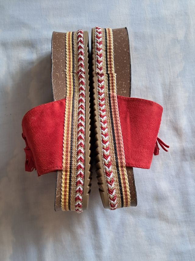 Sandalias Aldanka rojas