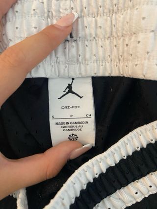 pantalon chandal Jordan negros y blancos