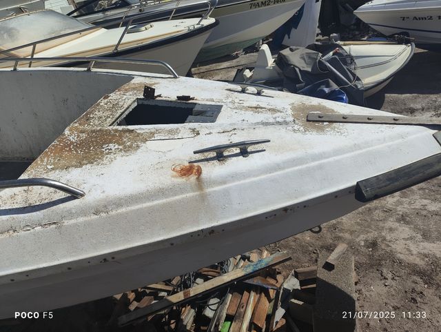 Baja Force 8,70 m de eslora