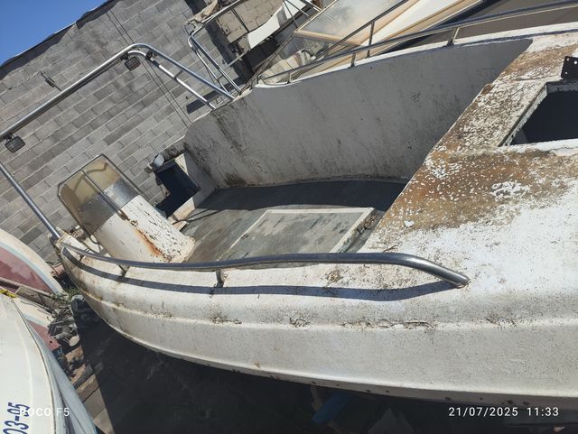 Baja Force 8,70 m de eslora