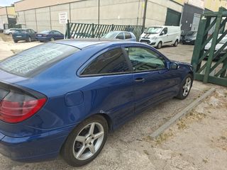 Mercedes-Benz Clase C 2003