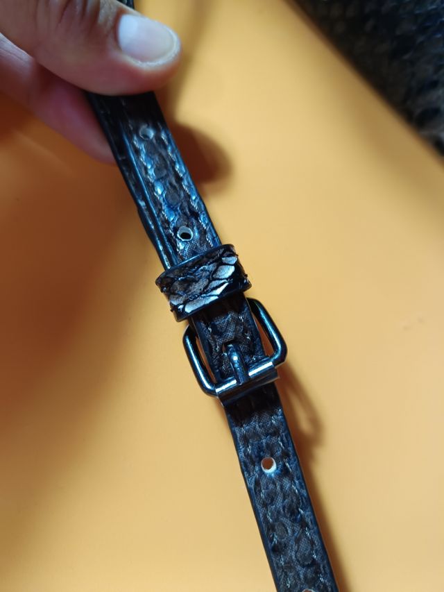 Bolso piel serpiente marrón-negro