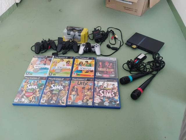 PS2 (PlayStation 2) con juegos
