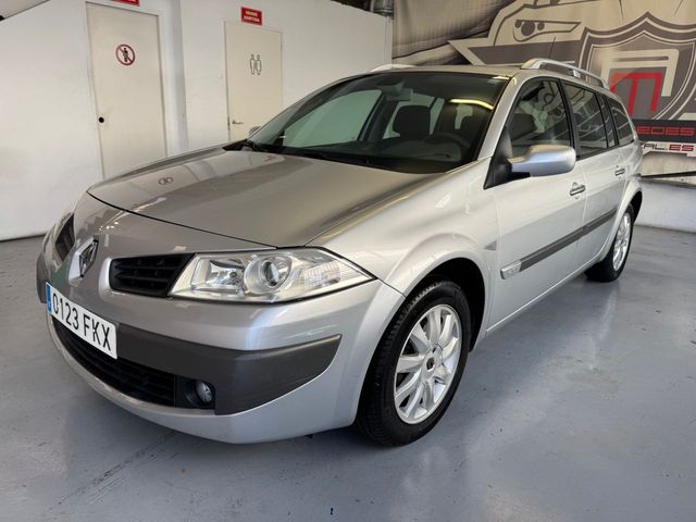 Renault Megane DYNAMIQUE TOURING 1.5 DCI  