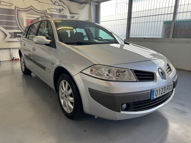 Renault Megane DYNAMIQUE TOURING 1.5 DCI  