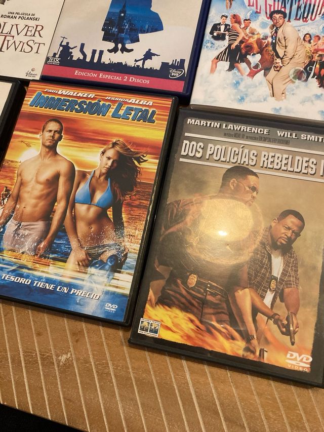 14 DVDs: Acción, Comedia, Drama