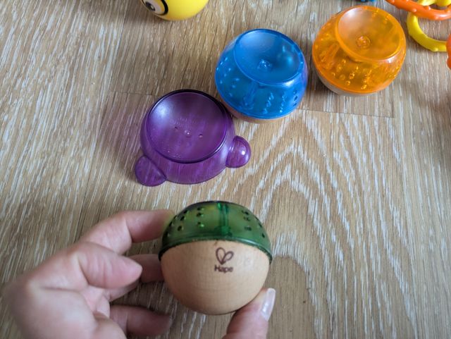 Juguetes Montessori sensoriales