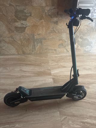 Patinete eléctrico Cecotec Bongo y65