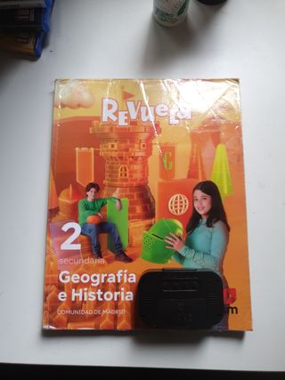 Geografía e Historia. 2 Secundaria. Revuela. Co...