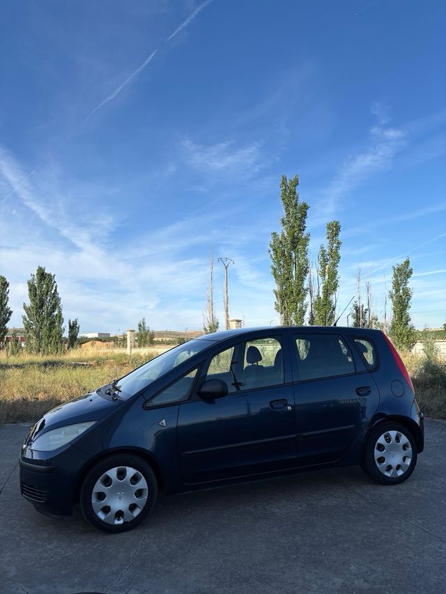 Mitsubishi Colt 2005