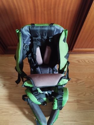 Mochila portabebés Lil' Boss Kids Carrier
