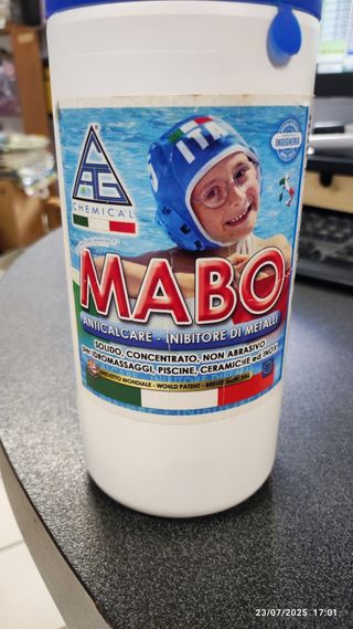 Anticalcare Mabo per piscine in polvere
