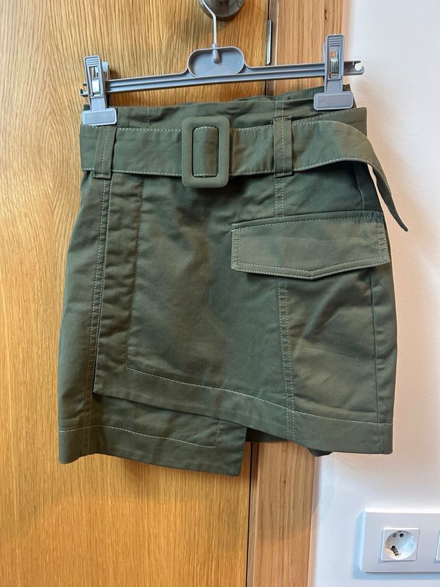 Minifalda Bershka Talla XS