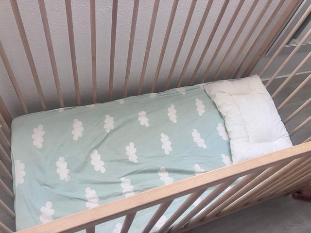 Cuna bebé madera clara