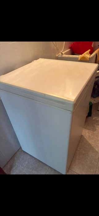 Congelador pequeño, blanco
