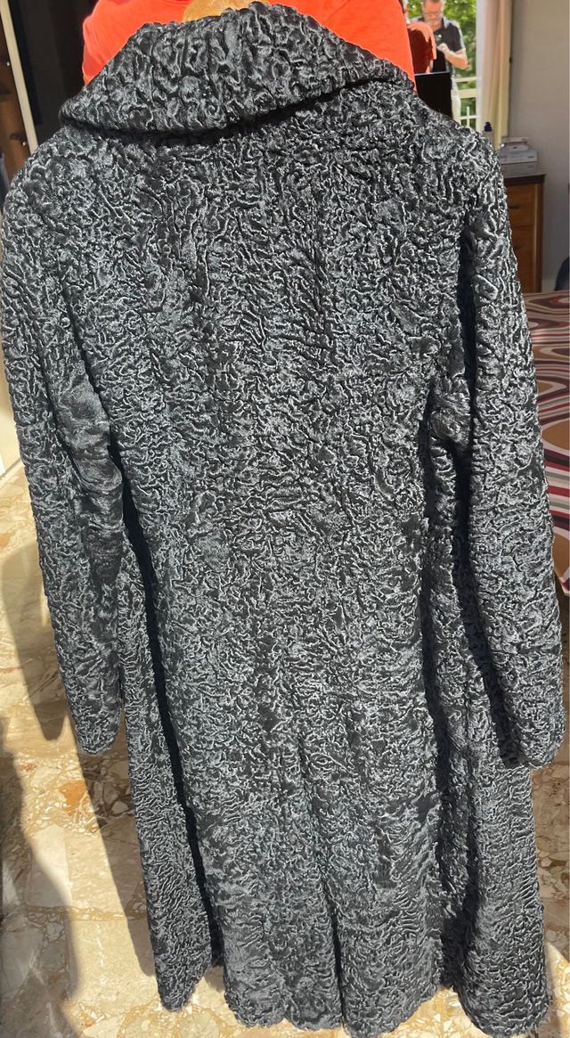 Pelliccia Astrakan nero vintage