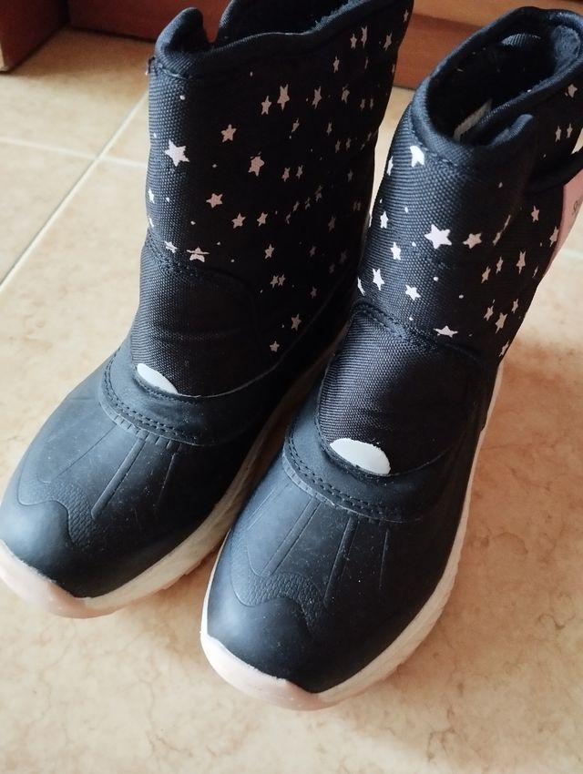 Stivali da neve per bambina taglia 34