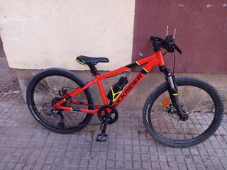 Bicicleta Rockrider 24" roja