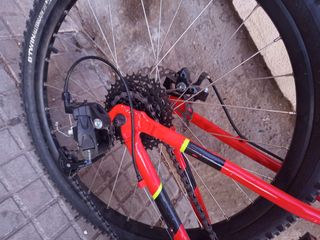 Bicicleta Rockrider 24" roja