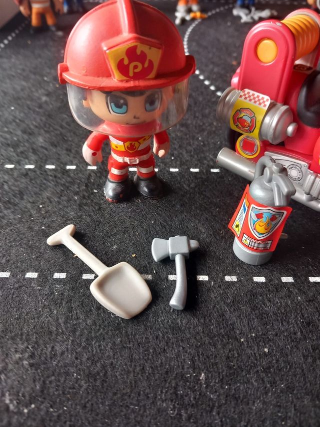 Bombero moto Pin y Pon