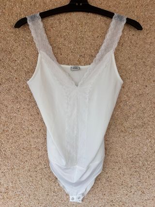 Body Pimkie blanco encaje