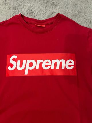 T-Shirt Supreme rossa