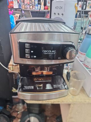 Cafetera Cecotec Power Espresso 20 