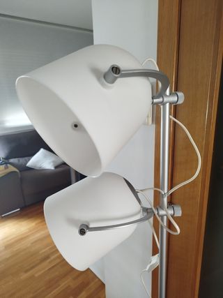 Lámpara pie 2 luces - metal blanco plata
