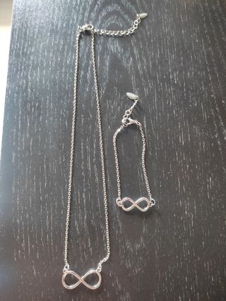 Collar y pulsera símbolo infinito