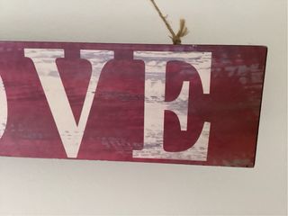 Quadro decorativo rosso scritta LOVE 