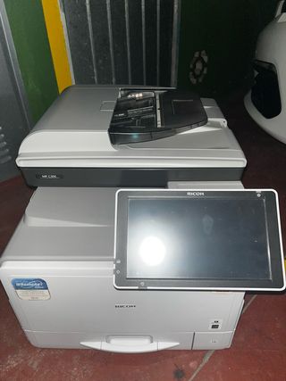 Impresora multifunción Ricoh MP C306