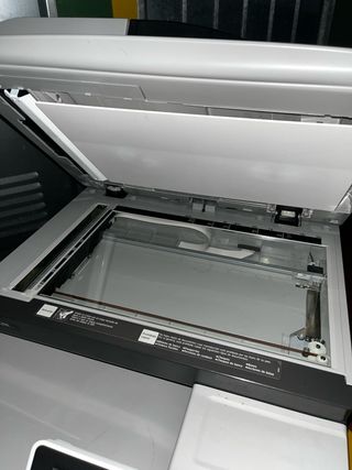 Impresora multifunción Ricoh MP C306