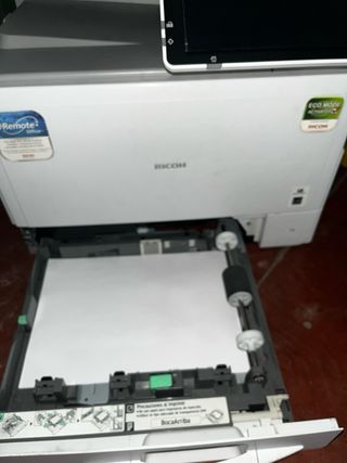 Impresora multifunción Ricoh MP C306