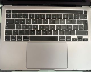 MacBook Pro 13" 2020 i5 16GB