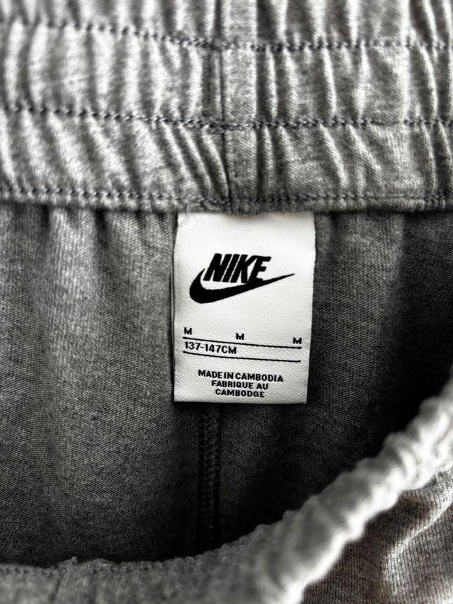 Shorts Nike grises - niño