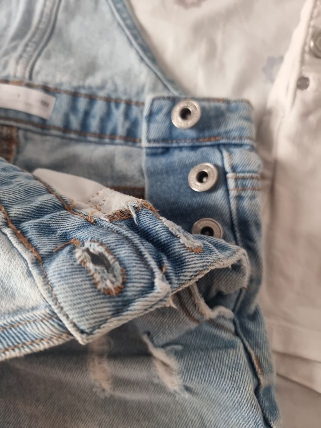 2 Petos niña (7 años) - Vaqueros y blanco